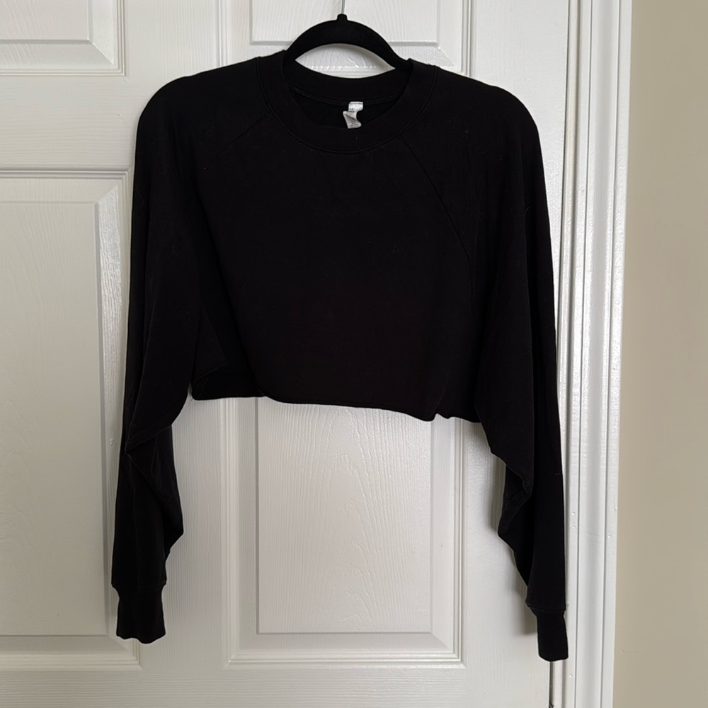 Alo Yoga Cropped Crewneck - Small